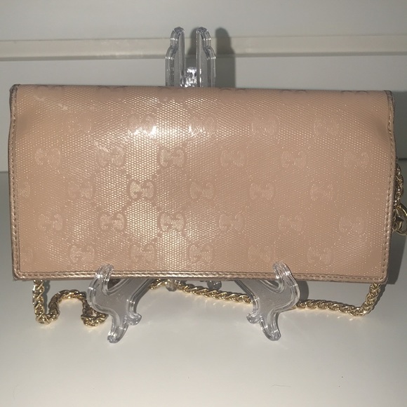 GUCCI BLUSH MONOGRAM WALLET WITH CHAIN - Picture 4 of 15